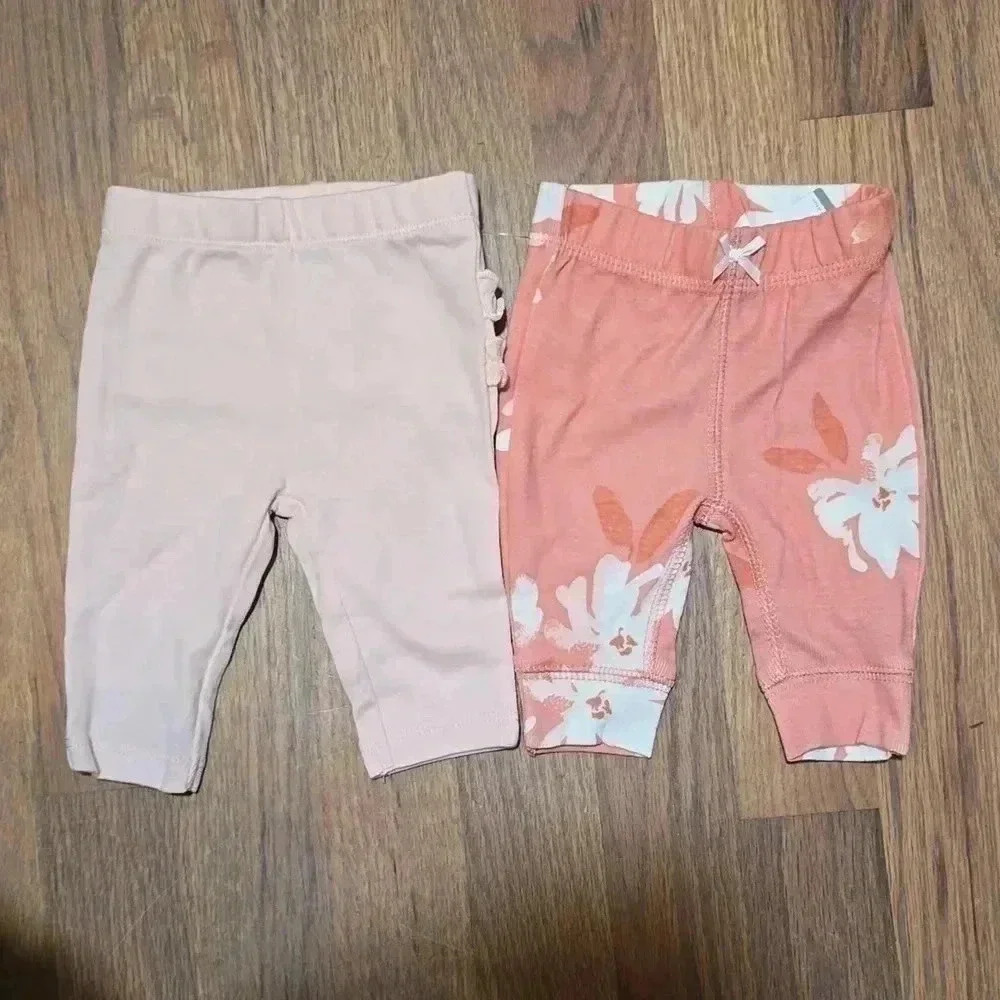 Carter's baby 2 piece ruffle butt leggings
